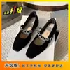Salto Grosso Estilo Coreano Moderno Novo Bico Quadrado Raso Retrô Francês Inspirado em Chanel Sapatos Femininos 2025 Aumenta a Altura Primavera