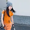 Conjunto de Verão para Meninas 2026 Novo Casual Estilo Coreano para Crianças Maiores, Conjunto de Duas Peças com Blusa de Manga Curta Listrada e Calça Esportiva Tendência