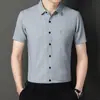 Camisa masculina de verão de manga curta, estilo liso de fábrica, casual, listras verdes, camisa fina, casaco com lapela, uma geração de cabelo
