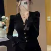 Camisa Preta com Gola e Mangas Bufantes 2024 Nova Feminina Outono e Inverno Única e Exquisita Top Francês de Veludo de Alta Qualidade Doce