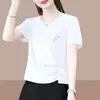 Camiseta de Manga Corta Estilo Mamá para Mujer de Comercio Exterior Transfronterizo, Elegante y Juvenil, Cuello en V con Letra, Blanca, Hombro Normal, Top Corto