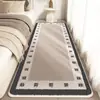 Tapete de Cabeceira para Quarto Estilo Luxo Leve de Alta Qualidade, Tapete de Pé Espessado Anti-Derrapante de Faux Cashmere, Almofada para Sacada de Janela, Dropshipping da Amazon