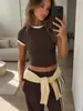 Camiseta de manga corta con cuello redondo y bloques de color, superventas transfronteriza europea y americana para mujer, corte ajustado, corta, estilo básico y diseñada para mostrar el abdomen