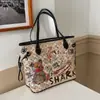 Bolsa Estampada para Mulheres, Bolsa Tote com Grafite de Urso, Bolsa de Mão Outono e Inverno 2025, Bolsa de Ombro de Grande Capacidade, Bolsa Tridimensional Tendência com Bolso
