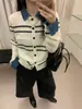 Suéter Tricô Listrado Patchwork Jeans Estilo Coreano Feminino 2026 Outono/Inverno Estiloso Versátil Camada Base A14591