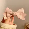 Sonho de Cetim Rosa_Presilha de Cabelo com Laço Rosa para Mulheres Franja Lateral Presilha Bico de Pato Grampo de Cabelo 2026 Novo Estilo Presilha de Acessório de Cabelo