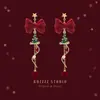 Brinco de Cuff para Orelha Árvore de Natal 2025 Novo Modelo Brincos Vermelhos com Laço Festivo Acessórios para Orelha Sem Furo