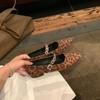 Zapatos de Estudio Elegantes de Piel Genuina con Punta Fina y Tira de Pedrería, Estilo Vintage, Zapatos de Piel de Oveja Suave de Gamuza de Terciopelo con Boca Baja para Mujer