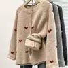 Novos tops de estilo coreano para outono e inverno, suéteres de gola redonda com design em forma de coração, macios e joviais, tricô elegante para mulheres, moderno