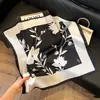 Pañuelo de Seda 70 Cuadrado Moda Coreana de Alta Gama Versátil Profesional Seda Sintética Pequeño Pañuelo de Cuello Estampado Retro Pañuelo de Seda para Mujer