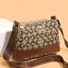 Bolso Versátil con Estilo de Moda Retro para Mujer 2026 Modelo Nuevo de Gama Alta Simple Casual para el Día a Día Bolso de Hombro Cruzado