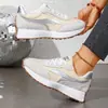 Primavera/Otoño 2026 Nuevo Comercio Exterior Transfronterizo Tallas Grandes Moda Zapatos Forrest Gump Mujer Superficie de Cuero Retro Deportivos Casuales Mujer Transfronterizo