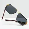 Gafas de Sol Estilo Nuevo, Cuadradas de Moda con Media Montura, Varillas Cortadas en Diamante y Decoración Floral, Gafas de Sol Doradas para Venta al por Mayor Transfronteriza