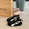 Zapatillas de malla transpirable con sensación de "caminar sobre heces" para mujer, nuevo modelo de verano 2026, suela suave, antideslizantes, zapatos deportivos casuales elegantes para estudiantes
