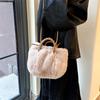 Bolsa Nuvem, Nova Bolsa Pelúcia de Pele de Coelho da Moda Outono e Inverno, Bolsa Transversal Plissada, de Mão, Moderna e Versátil, Peluda Feminina