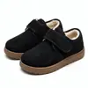 Estilo Coreano Más Vendido Sencillos Zapatos Cálidos para Mujer Estilo Birkenstock Suela Plana Antideslizante Parte Superior de Gamuza Sintética Velcro Zapatos de Algodón para Personas Perezosas Fuente Mayorista