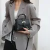 Fábrica de Origen Canguro Barney Moda Versátil Simple Retro Clásico Estilo Bolso de Hombro Nicho Venta al por Mayor Dropshipping