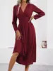 Vestido Elegante Largo de Mujer para Otoño e Invierno, Color Sólido, Superpuesto, Cuello en V, Manga Larga, Cintura Fruncida, Nuevo Vestido Largo para Mujer