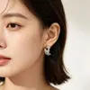 Pendientes de Mariposa de Lujo Ligero Estilo Francés Completamente Incrustados con Diamantes para Mujer, Aguja de Plata 925, Diseño de Nicho, Sensación de Alta Gama, Elegantes Clips para Orejas para Uso Diario