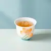 Taza de Té de Cerámica con Flor de Hibisco y Mariposa Pintada a Mano Pequeño Juego de Té Kung Fu Taza de Té para el Hogar Taza Individual Delgada