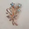 Broche de alta calidad, sentido de nicho, lujo ligero, diamantes de imitación, cisne, accesorio de solapa de traje de alta gama, mariposa, alfiler de ropa, venta al por mayor