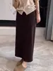 Falda de maternidad de longitud media JQ Jinqi, adecuada para primavera y otoño, negra, engrosada, de corte recto, con abertura, diseñada para estilizar la figura y crear un look sofisticado