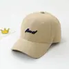 Boné de baseball infantil para primavera e outono para meninos e meninas, boné de aba curva com bordado de letra na cor cáqui, faz o rosto parecer menor, chapéu com proteção solar e de sol