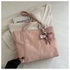Bolsa Grande Estilo Fresco Pequeño para Mujer 2024 Primavera y Verano Nueva Bolsa de Mujer de Alto Valor en Color Moda Joven Elegante Ins bolsa de mensajero