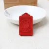 Pendente de Cavalo do Zodíaco de Cinábrio Atacado Mineral Original Alto Teor Cavalo de Areia Vermelha Ano do Zodíaco Pingente Vermelho