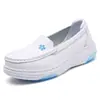 Zapatos de enfermera 2024 para mujer, suela suave, transpirables, cómodos, pies sin olor, huecos, antideslizantes, planos, de cuero, transpirables, zapatos médicos