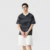 Camiseta Henley de Manga Curta com Gradiente de Alta Qualidade Estilo Americano Falsa de Duas Peças para Homens, Nova Blusa Simples Old Money para Primavera/Verão para o Trabalho