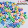 Mini pétalos planos bajos de arcilla suave de 10 mm, accesorios de flores pequeñas, pendientes DIY, crema, funda para teléfono móvil, materiales decorativos hechos a mano