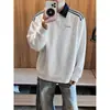 Moletom Americano Color Block com Três Listras Masculino Nova Coleção Primavera e Outono Marca Tendência Rogue Cool Solto Manga Longa Estilo College Gola Alta