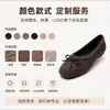 Sapatos femininos best-sellers transfronteiriços 2026 outono novos sapatos casuais rasos de bico quadrado com laço e mocassins de boca rasa