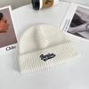 Gorro de lana de cabeza grande para hombre, de invierno, grueso, cálido, con protección para las orejas, tejido con letras, estilo japonés, sencillo y combinable, para mujer.