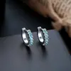 Brincos de Argola Cruzados de Zircônia Transfronteiriços para Homens, Brincos de Argola Lisos, Presilhas de Orelha de Raio, Pingentes de Orelha, Acessórios de Orelha para Mulheres, Amostra de Live do TikTok