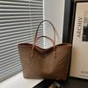 Otoño 2024 Bolso de mano de alta gama estilo extranjero para combinar con todo, para mujer, para el trabajo, para ir al trabajo, de gran capacidad, bolso tote de ocio