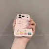 Adequado para Apple 18 Pro Max e iPhone 18 Pro: Capinha de celular rosa fofa, projetada para mulheres, com um padrão de biscoito de desenho animado inspirado na dopamina