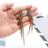 Brincos de Corrente Longa com Garras Exageradas Elegantes de Prata S925 com Strass para Mulheres Brincos com Franjas de Diamante Colorido Europeus e Americanos Brincos da Moda