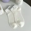 Calcetines cortos grises para mujer, calcetines de algodón de malla fina de verano, estilo japonés moderno, encaje bonito, calcetines de color liso hasta la mitad de la pantorrilla para verano
