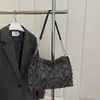 Bolsa Feminina Casual Retrô de Lã Xadrez 2025 Outono Nova Moda Simples Grande Capacidade Bolsa de Ombro com Corrente Transversal