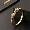 Joyería Transfronteriza Europea y Americana Pulsera Retro de Doble Cabeza de Leopardo Moderna Hip-Hop Unisex Versátil Lujo Ligero Pulsera de Gama Alta