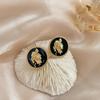 Pendientes de botón de plata S925 con forma de aguja, estilo retro romano, con gota de aceite mate, de metal, elegantes, de nicho y de alta calidad.
