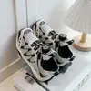 Zapatos infantiles de bloques de color retro con diseño de malla de pata de gato, zapatos casuales 2026 para niños y niñas, zapatillas escolares transpirables y de moda