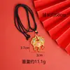 Nuevo Collar Dorado Arena Antigua Estilo Étnico Calado Goteo de Aceite Mariposa de Bendición Colgante con Cierre de Seguridad Joyería de Alta Gama para Mujer