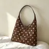 2026 Bolso Cubo Estilo Coreano Nuevo de Lunares Otoño Invierno Hombro Único Viaje Diario Bolso Casual Moda Bolso de Mujer de Lunares