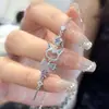 Pulseira de Flor com Zircônia Super Brilhante Estilo Quente 2025 para Mulheres, Pulseira Exquisita de Nicho de Alto Padrão, Joia de Mão Simples e Versátil