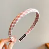 Diadema Fina de Cuadros Dulces Rosa para Mujer, Diadema Versátil de Parte Superior para Lavarse la Cara, Pasador Elegante, Nuevo Accesorio para el Cabello 2026
