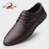 Zapatos de hombre de cuero de borrego genuino, zapatos transpirables de cuero genuino para el trabajo y el día a día con suelas suaves, zapatos casuales formales de cuero suave para hombre