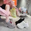 Zapatillas de Moda Gruesas con Tachuelas de Estrella para Mujer 2026 Nuevo Estilo que Aumentan la Altura Elegantes de Malla Transpirables Deportivas Casuales